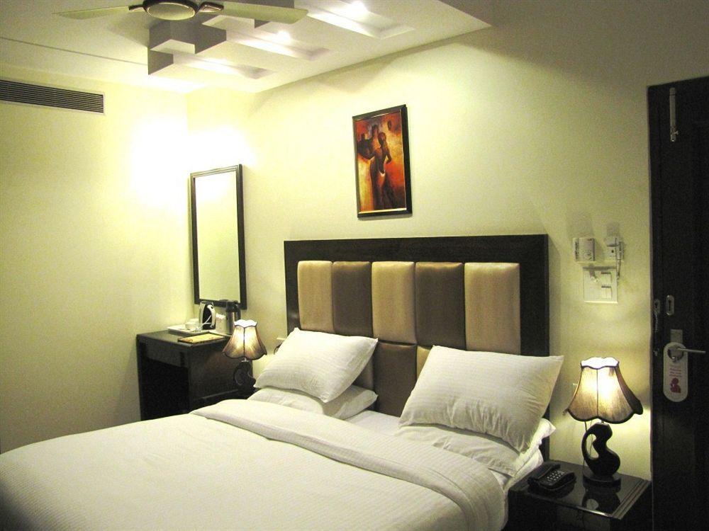 Hotel Prems Paradise Amritsar Zewnętrze zdjęcie