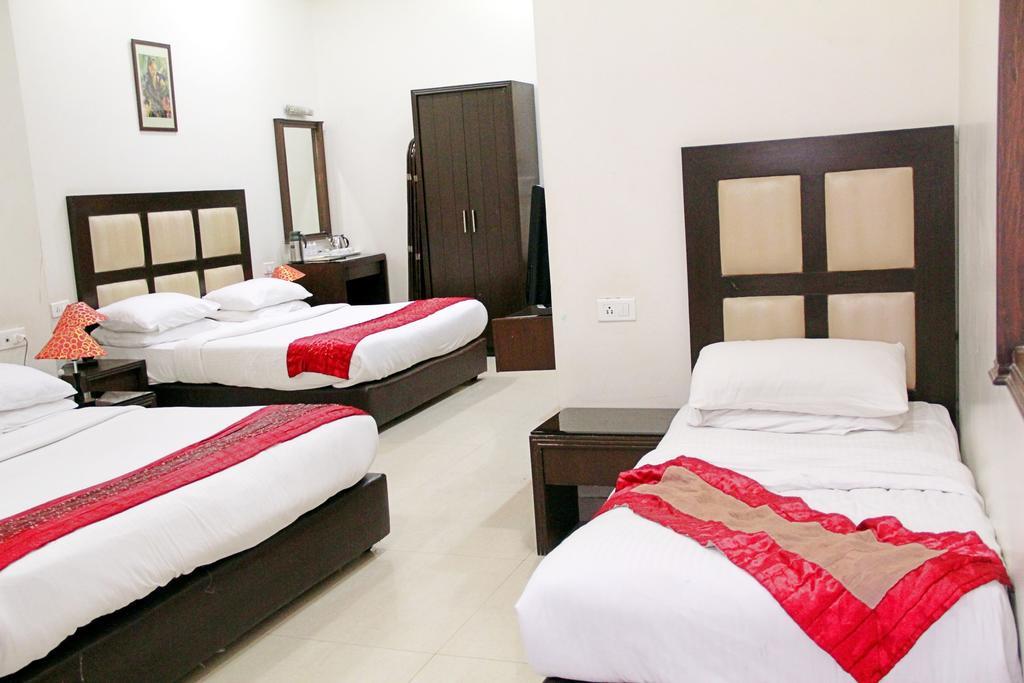 Hotel Prems Paradise Amritsar Pokój zdjęcie