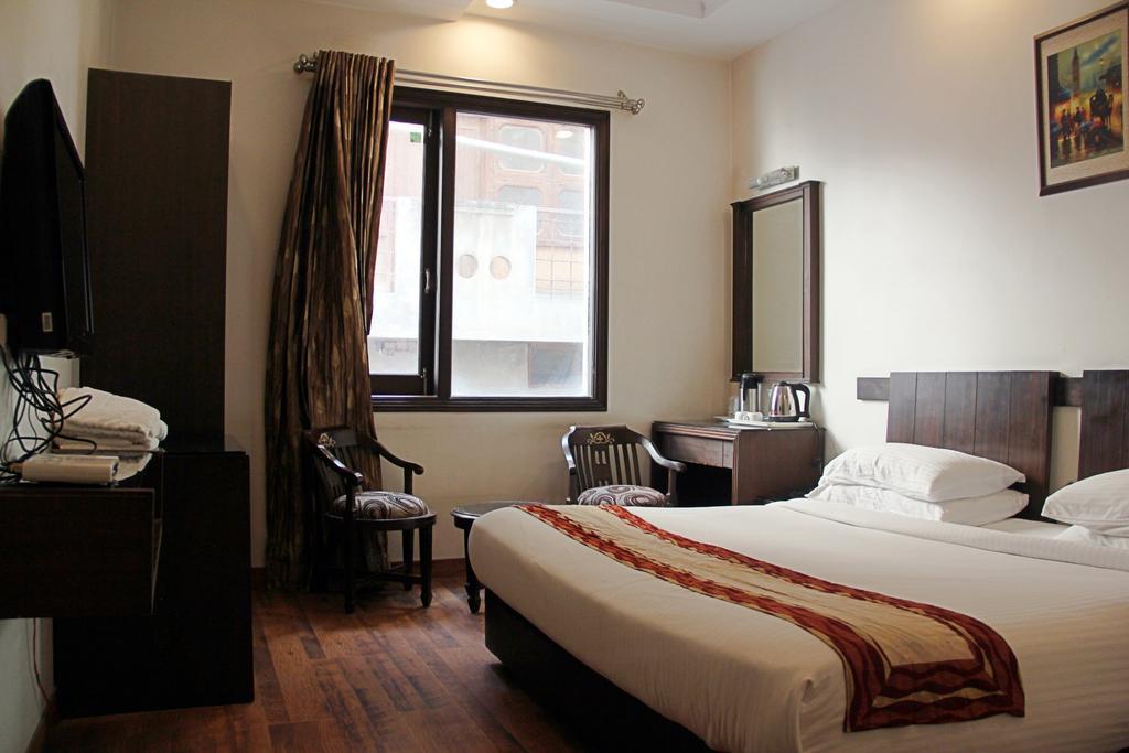 Hotel Prems Paradise Amritsar Pokój zdjęcie