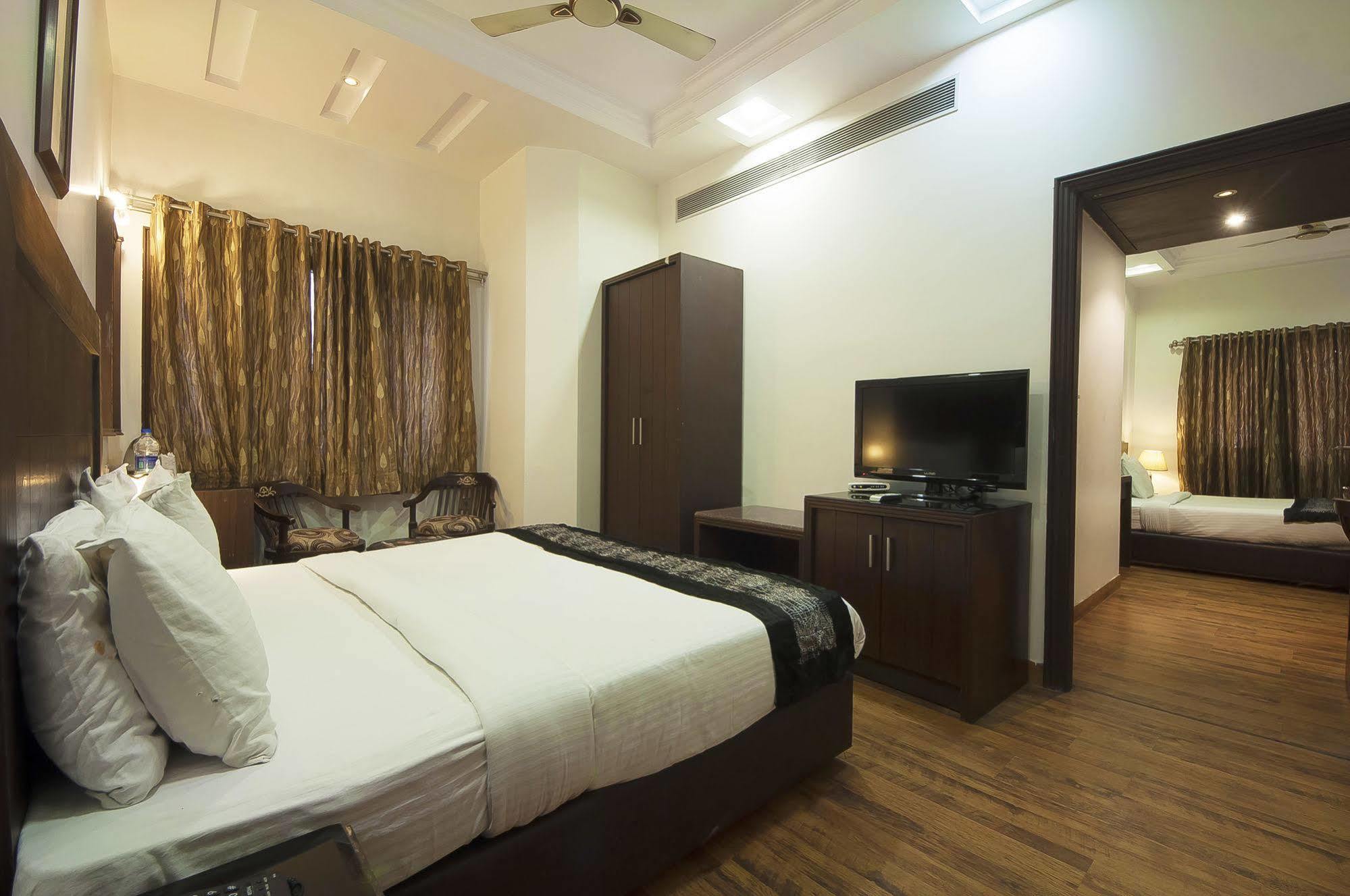 Hotel Prems Paradise Amritsar Zewnętrze zdjęcie