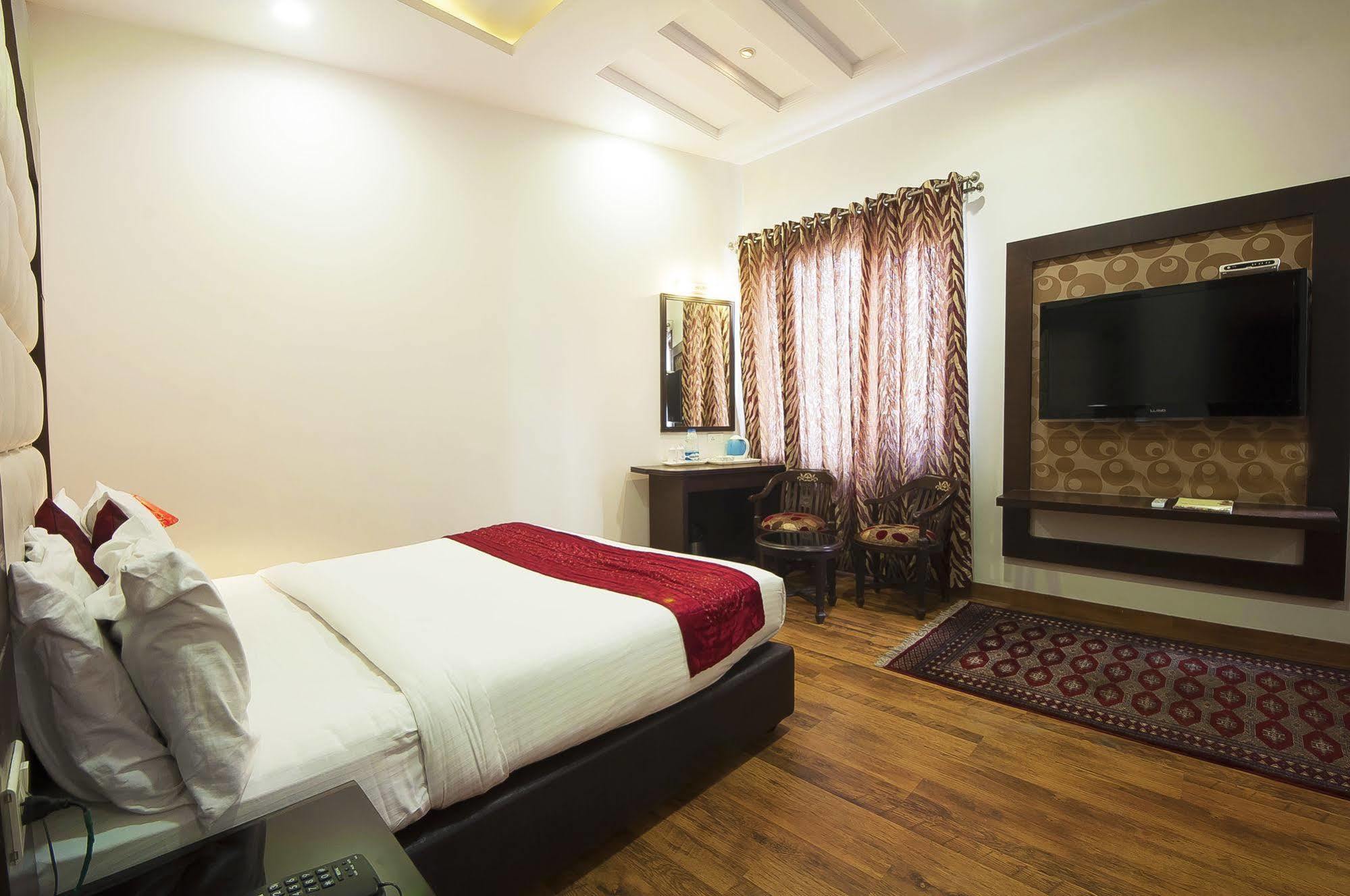 Hotel Prems Paradise Amritsar Zewnętrze zdjęcie