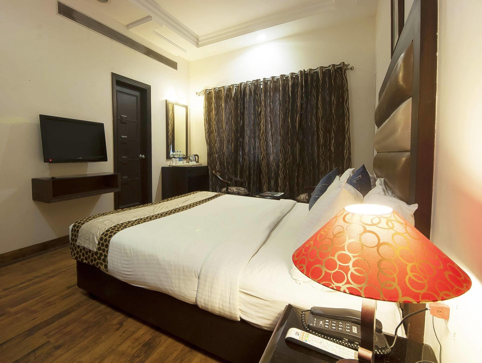 Hotel Prems Paradise Amritsar Zewnętrze zdjęcie